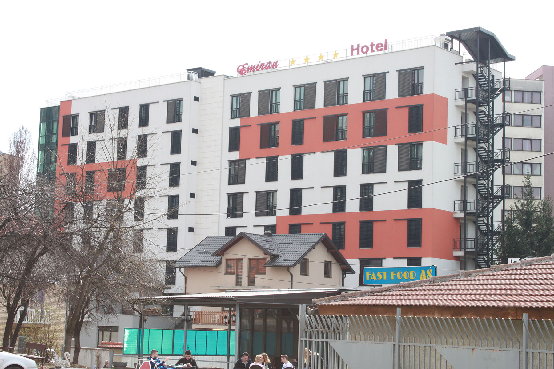 Hotel Emiran